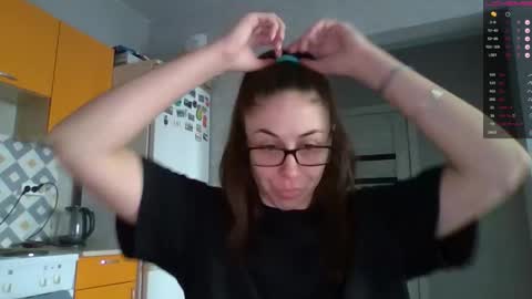 MIRANDA online show from October 15, 4:56 am