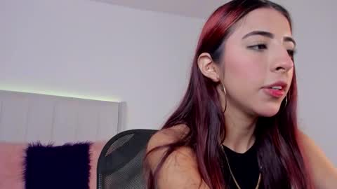 Miranda Rogers online show from February 1, 2:48 pm