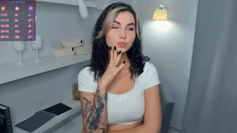 My name is Adele online show from November 20, 7:19 am