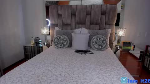 Miranda online show from October 1, 11:55 pm