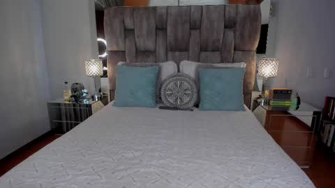 Miranda online show from February 25, 1:26 am