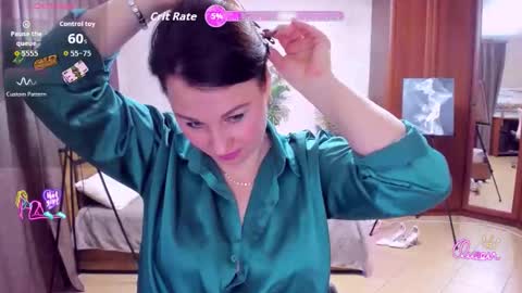 Snapshot of mirandadyson chatting on February 10, 10:30 am MirandaDyson online show from February 10, 10:30 am