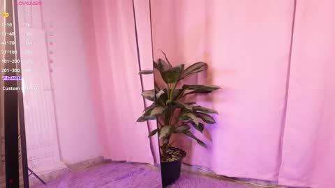 MIRANDA HERNANDEZ online show from February 17, 8:09 am