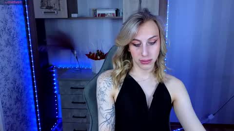 Snapshot of miraraid chatting on February 10, 4:08 am miraraid online show from February 10, 4:08 am