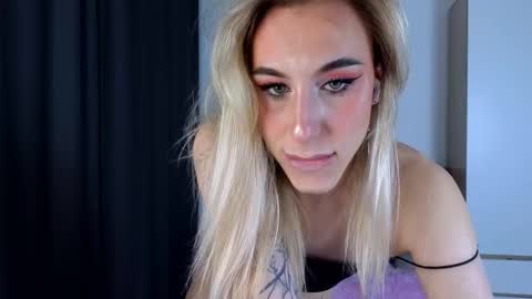 Snapshot of miraraid chatting on January 14, 4:40 am miraraid online show from January 14, 4:40 am