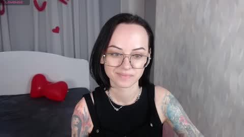 Mira online show from February 16, 6:43 pm