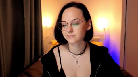 MiraSkyy online show from October 23, 4:28 pm