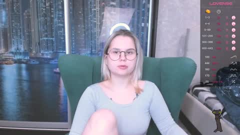 Kira online show from December 19, 2:57 pm