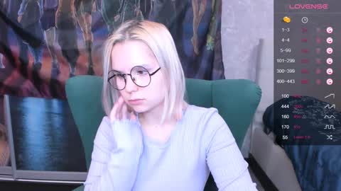 Kira online show from February 7, 7:49 pm