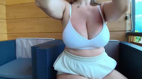 Snapshot of mis_eva chatting on June 19, 7:56 am Eva online show from June 19, 7:56 am