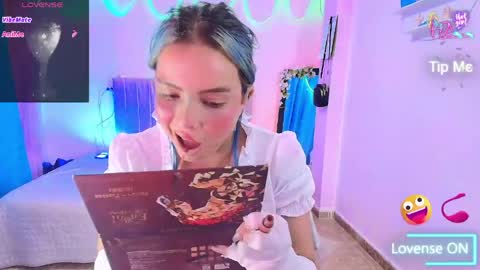 misofialeal online show from April 21, 6:55 pm