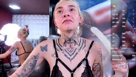 miss___angel online show from February 15, 9:26 pm