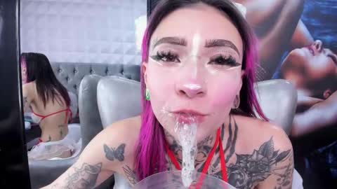 miss___angel online show from October 9, 6:06 pm