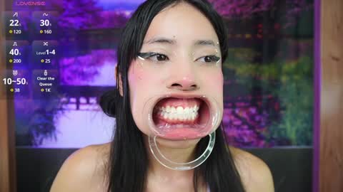 Ally online show from February 1, 9:08 pm