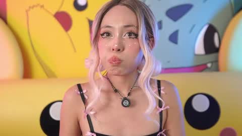 Snapshot of miss__aly chatting on April 23, 6:10 pm Ally online show from April 23, 6:10 pm