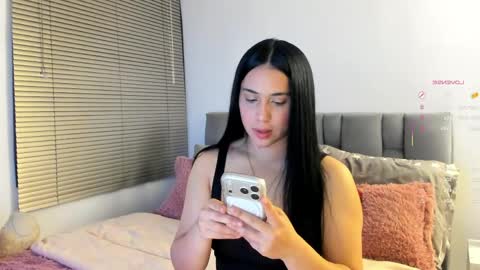Snapshot of miss__jones_ chatting on June 8, 12:58 am miss__jones_ online show from June 8, 12:58 am