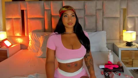 Miss Abigail  online show from April 15, 12:34 pm