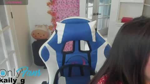 miss_adams01 online show from May 12, 7:00 pm