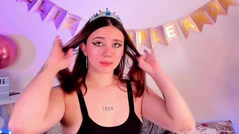 Alexa Sarmiento online show from February 26, 1:41 pm