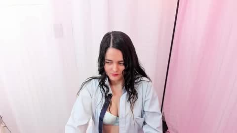    online show from December 17, 11:49 am