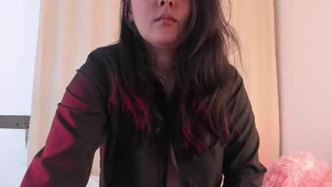    online show from February 26, 8:52 pm