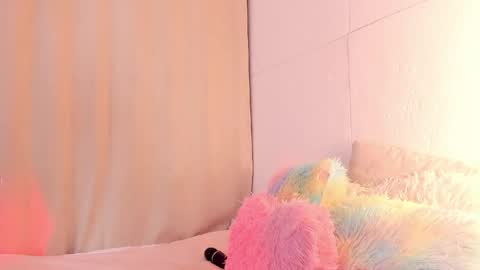 Snapshot of miss_alhy chatting on May 12, 12:46 pm online show from May 12, 12:46 pm