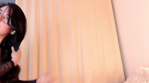 Snapshot of miss_alhy chatting on May 13, 12:35 pm online show from May 13, 12:35 pm