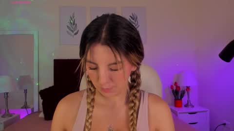 Snapshot of miss_amanda_ chatting on February 11, 1:38 pm Amanda Reyes online show from February 11, 1:38 pm