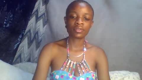 miss_belllo online show from February 5, 6:02 am