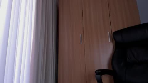 Ivy online show from September 25, 11:25 am