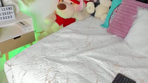 lucy 3 online show from January 28, 4:08 am