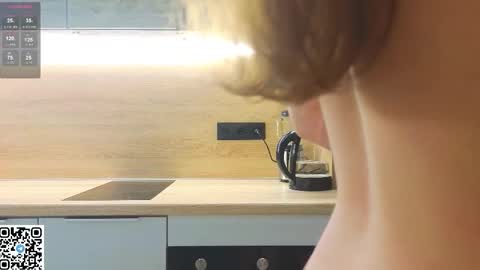 Sandy online show from October 14, 12:33 am