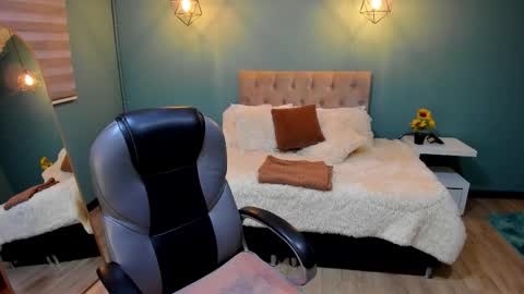 Cataleya online show from February 23, 11:51 am