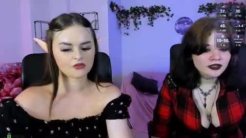 miss_courtney online show from July 3, 8:32 am