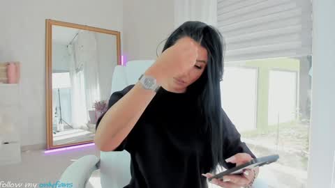 Snapshot of miss_diamond__ chatting on September 9, 7:41 am miss_diamond__ online show from September 9, 7:41 am