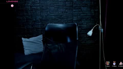 miss_dior1 online show from February 23, 12:57 pm