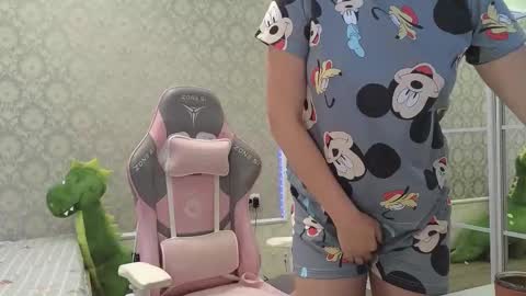 Snapshot of miss_divora chatting on September 11, 9:09 am miss_divora online show from September 11, 9:09 am