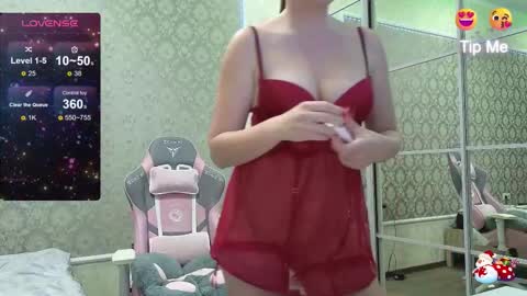 Snapshot of miss_divora chatting on February 1, 8:18 pm miss_divora online show from February 1, 8:18 pm