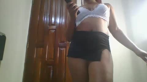 miss_dree online show from January 2, 12:34 am