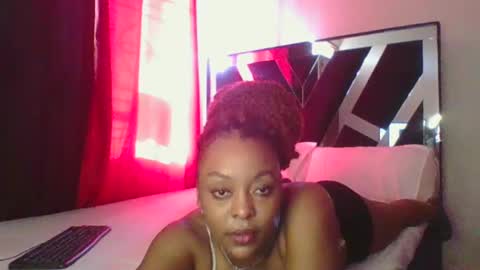 miss_dree online show from January 16, 2:08 pm