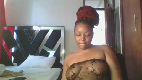 miss_dree online show from January 19, 11:56 am