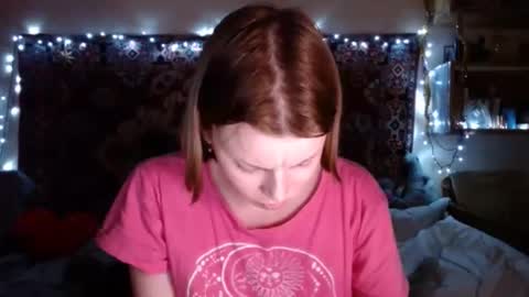 Elis online show from December 18, 3:33 pm