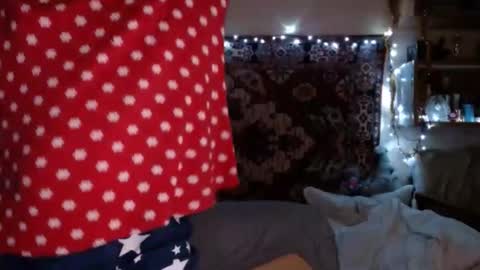 Elis online show from December 27, 2:54 pm