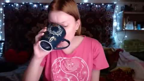 Elis online show from February 19, 3:27 pm