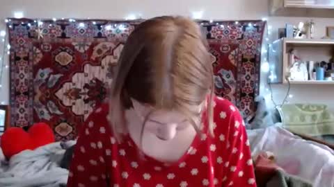 Elis online show from February 24, 12:16 pm