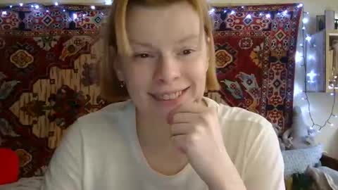 Elis online show from June 2, 10:50 am