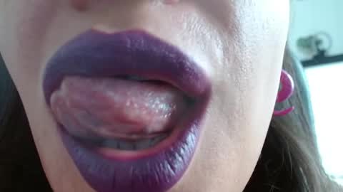 Miss Evoleth online show from June 5, 7:41 pm