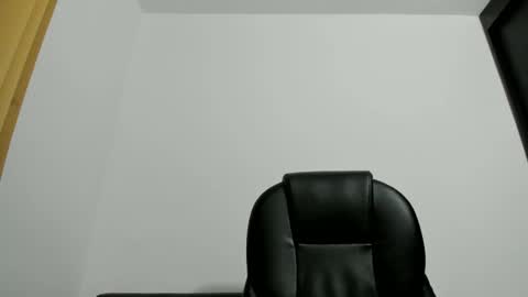 miss_eylens online show from November 20, 1:39 am