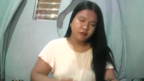 Snapshot of miss_georgina69 chatting on May 12, 10:40 pm Georgina online show from May 12, 10:40 pm