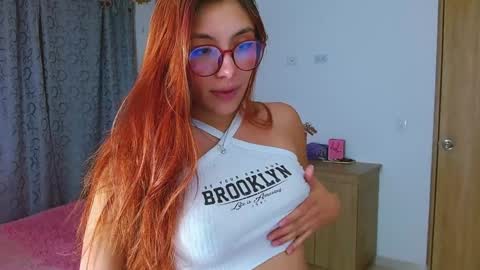 Snapshot of miss_issaa chatting on January 21, 10:30 am Isabella online show from January 21, 10:30 am